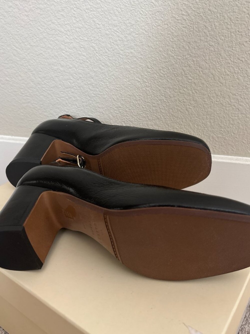 NEW Sezane Marcy Mary Jane Heels Sz 38 Black Goat Patent Leather - Picture 5 of 8